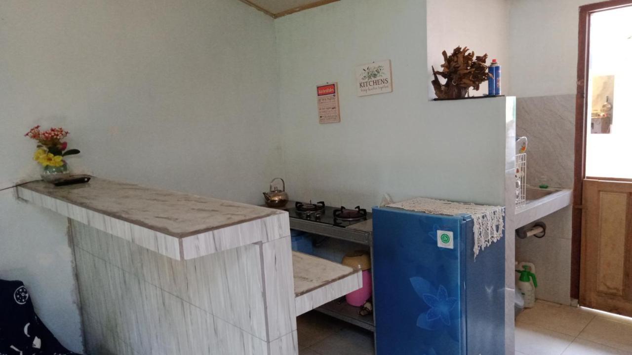 דירות טנג'ונג פנדן Belitung Backpacker מראה חיצוני תמונה