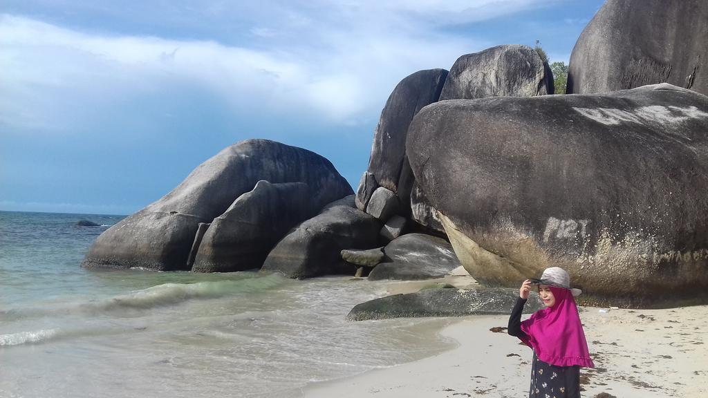 דירות טנג'ונג פנדן Belitung Backpacker מראה חיצוני תמונה