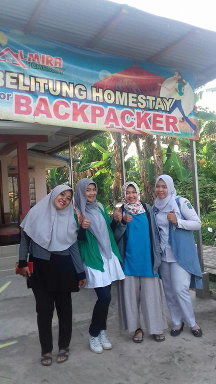 דירות טנג'ונג פנדן Belitung Backpacker מראה חיצוני תמונה